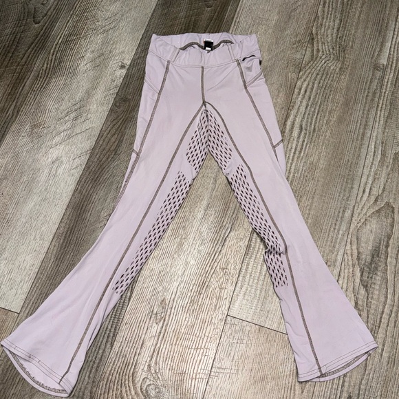 Kerrits Pants - Kerrits Women’s Mobility Breeches Full Leg Equestrian Pants flare light brown M